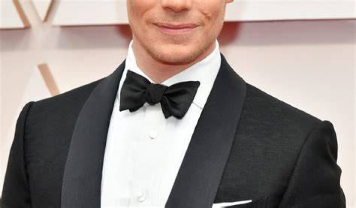 All About Alfie Allen | Age, Net Worth, Relationship, Career