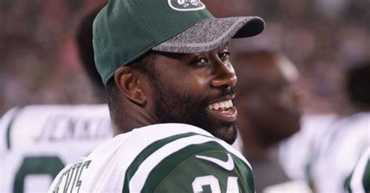 All About Darrelle Revis | Net Worth, Career, Bio, Age
