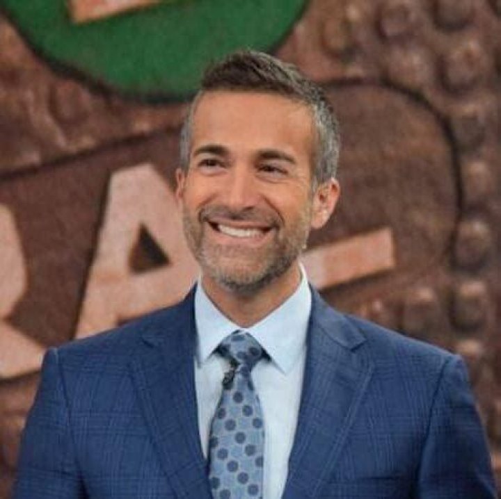 All About Matt Vasgersian | Net Worth, Relationship, Career