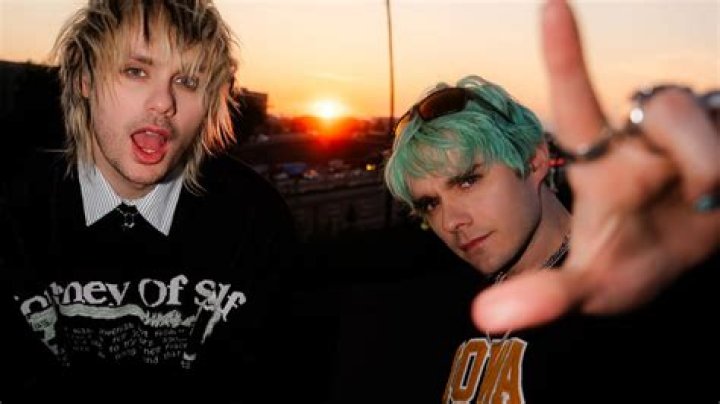 Awsten Knight