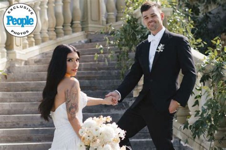 Boyfriend, Fiance, Wealth, And Tattoos For Kirstin Maldonado