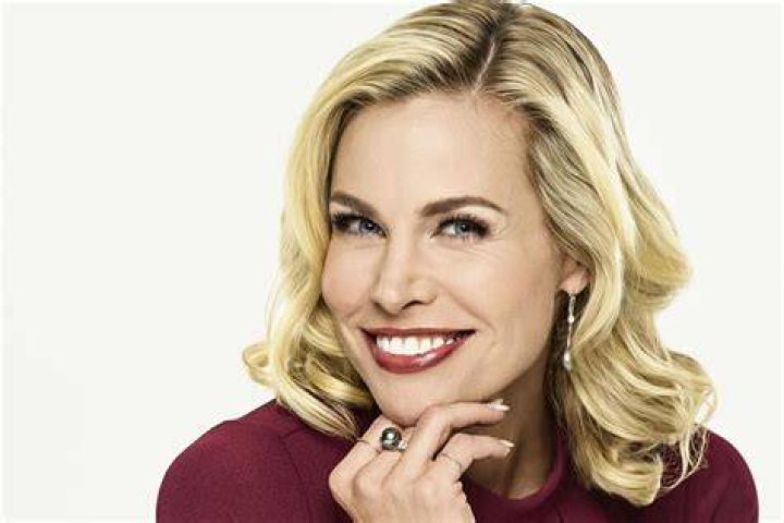 Brooke Burns | Bio, Age, Net Worth, Relationship, Career