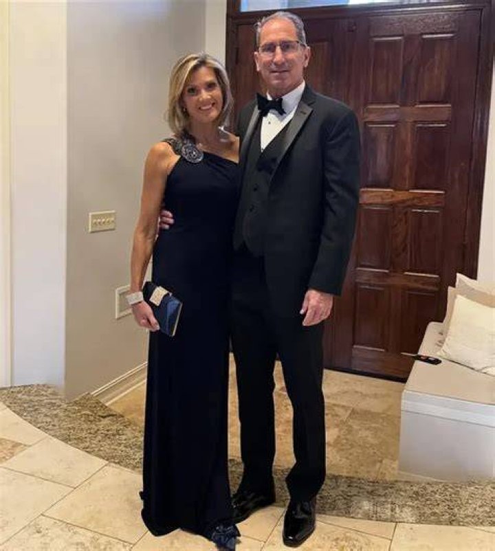 Cecily Tynan- Height, Net Worth, Husband, Career, Nationality