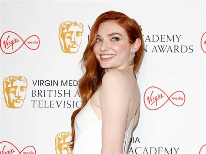 Eleanor Tomlinson- Bio, Height, Net Worth, Husband, Marriage
