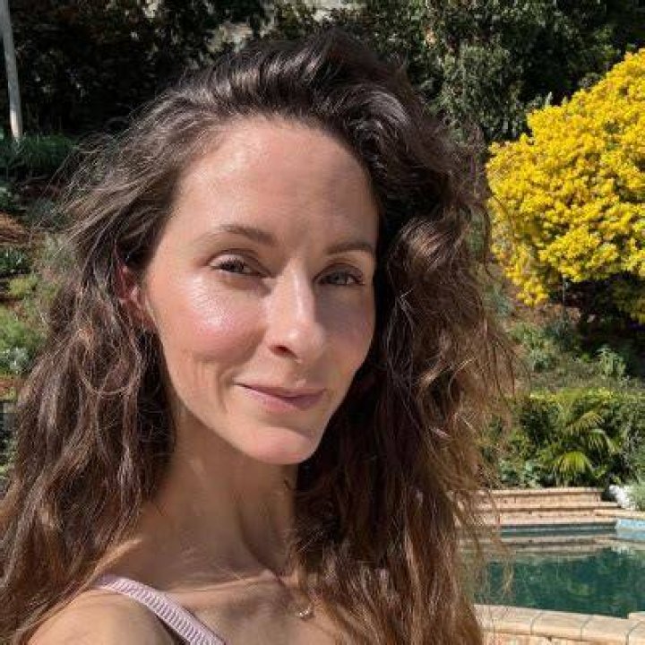 Emilie Livingston : Bio, Net Worth, Husband, Age, Career, Ethnicity