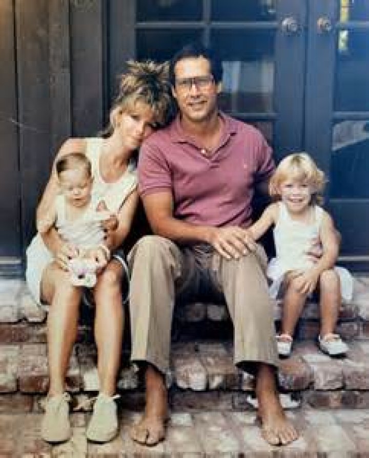 Emily Evelyn Chase: Daughter Of Chevy Chase & Jayni Chase