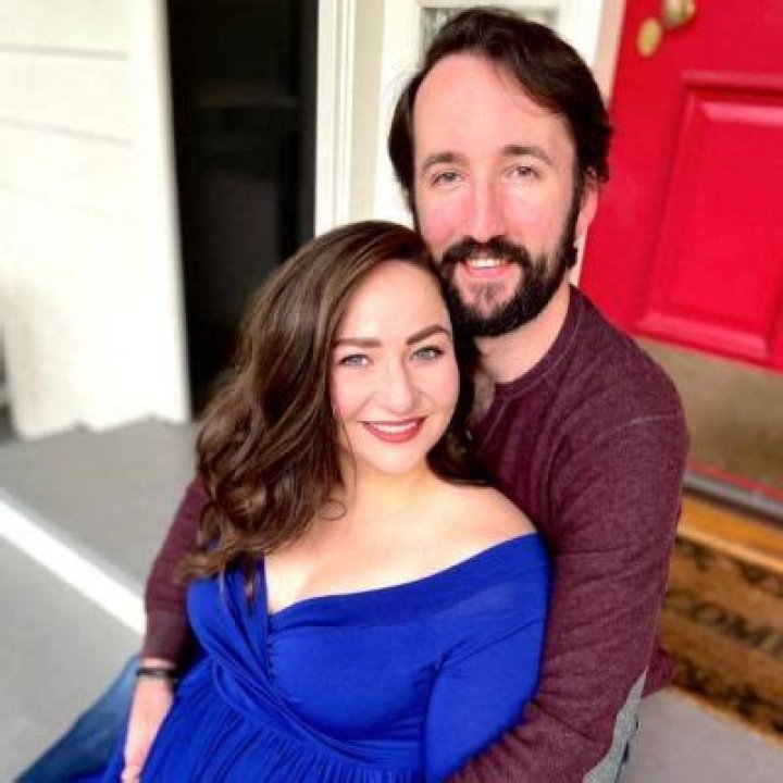 Fact About Daisy Ross- Net Worth, Age, Husbnad, Career