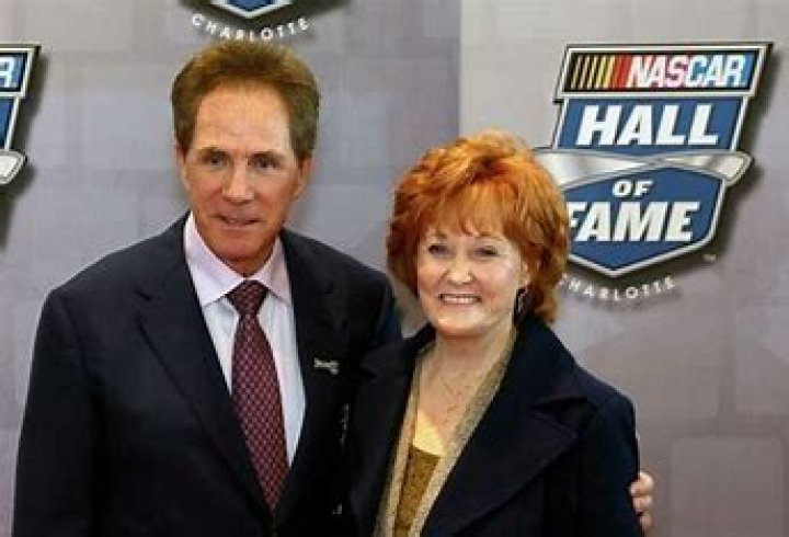 Hunter Waltrip Family | Is He Related To Darrell Waltrip | Relationship Explore
