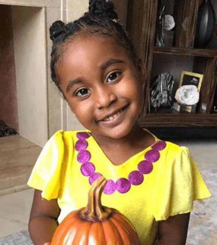 Isabella Rose Bryant ! The Daughter Of NFL Football Superstar Dez Bryant