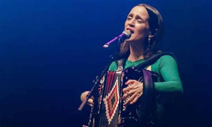 Julieta Venegas