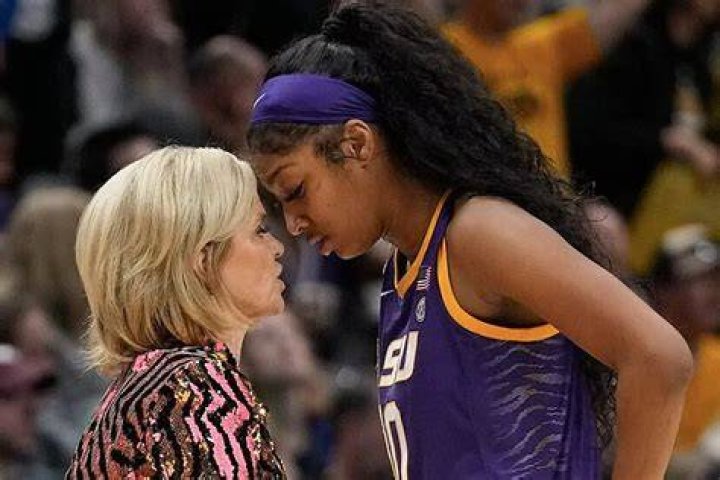 Kim Mulkey No Makeup Look | What Is Wrong With Her Face | Health Update