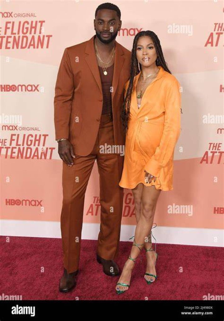 Lex Scott Davis | Husband Mo McRae | Pregnant