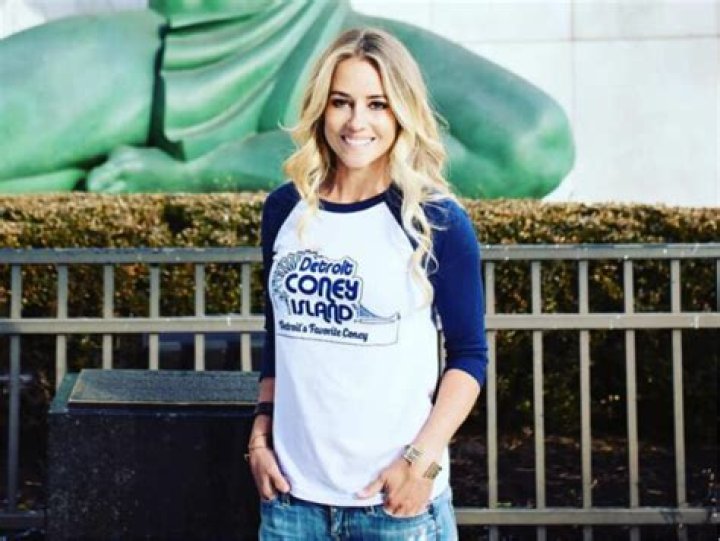 Nicole Curtis- Biography, Height, Net Worth, Husband