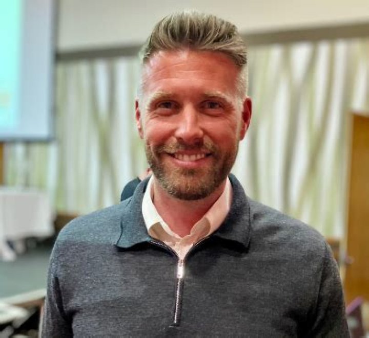 Rob Edwards | Bio, Age, Net Worth, Relationship, Career