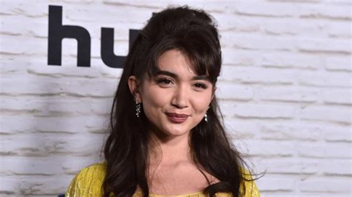 Sonya Cruz- Wiki, Height, Boyfriend, Net Worth