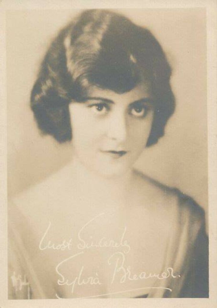 Sylvia Breamer