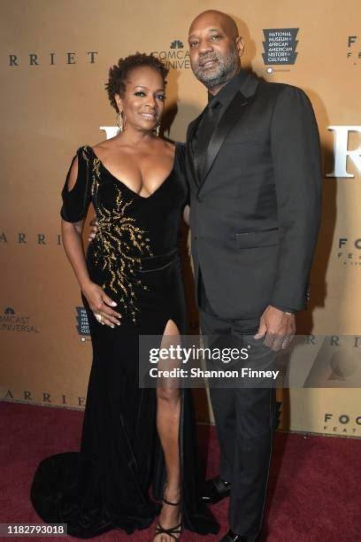 Vanessa Bell Calloway And Her Husband Have An Everlasting Love