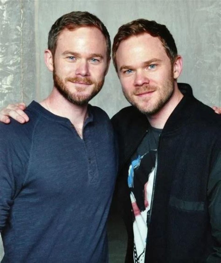 What Is The Truth Behind Aaron Ashmore’s Gay Speculations?