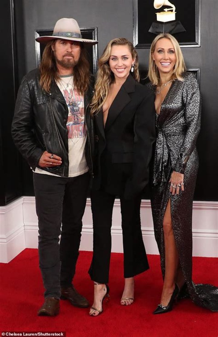 Who are Miley Cyrus’s Parents? Meet Billy Ray Cyrus and Tish Cyrus