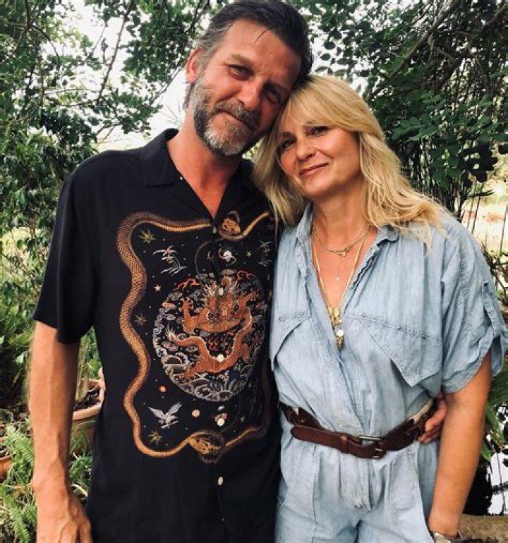 Who Is Lee Dahlberg’s Wife, Gunther Millions? Parents’ ages and Wikipedia
