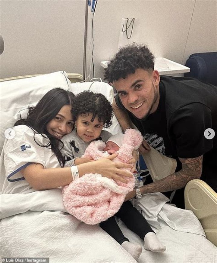 Who Is Luis Díaz Wife Gera Ponce | Daughter And Family